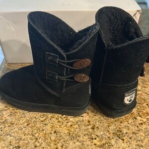BearPaw Black Kids Boots with Toggle Design